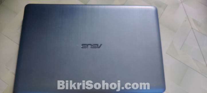 Asus Laptop
